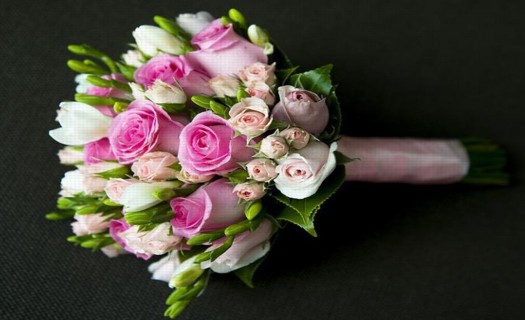 Svatební květinová výzdoba, kytice pro nevěstu a maminky, korsáž pro ženicha
