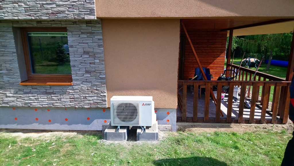 Vytápění klimatizací s tepelným čerpadlem v chatě