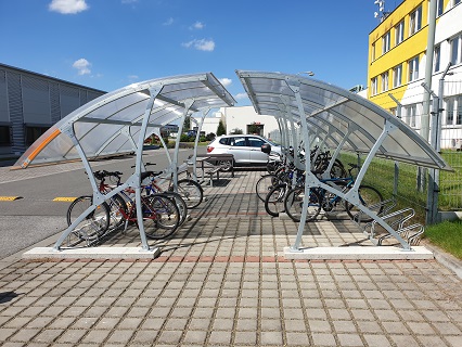 Manufacture of assembled, fully galvanized bike shed the Czech Republic