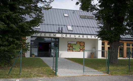 Muzeum dřevařství Dlouhá Ves – informace o historii s venkovní expozicí