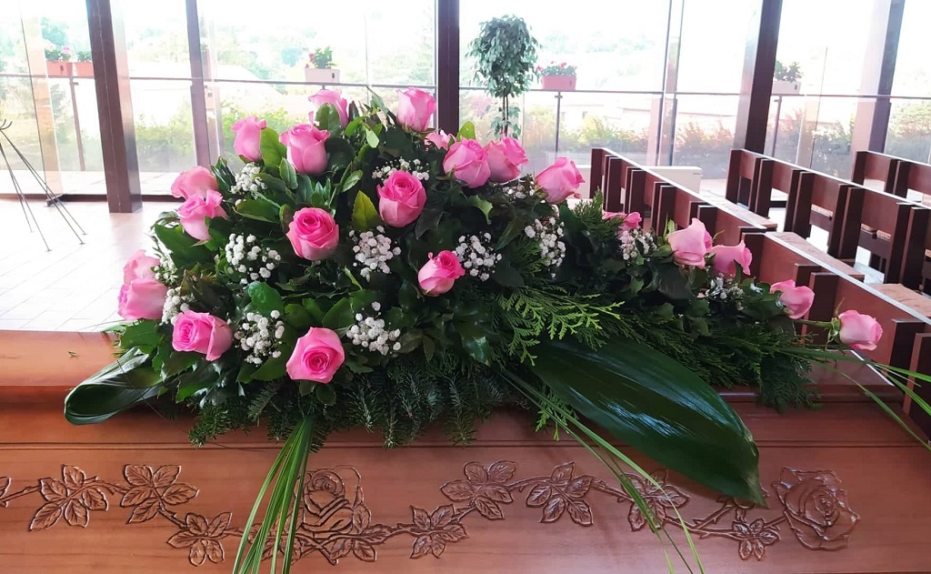 zajištění květinové vazby na pohřeb - Uherské Hradiště