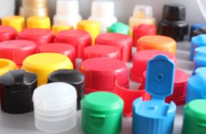 Vstřikování termoplastů - zakázková výroba menších plastových výrobků do 1,2 kg
