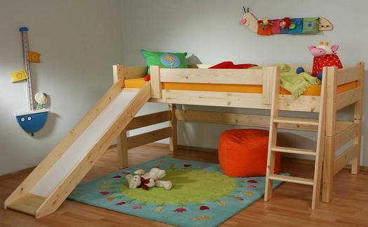Nábytek LINEA - kvalitní dřevěná patrová postel do dětské pokojíčku