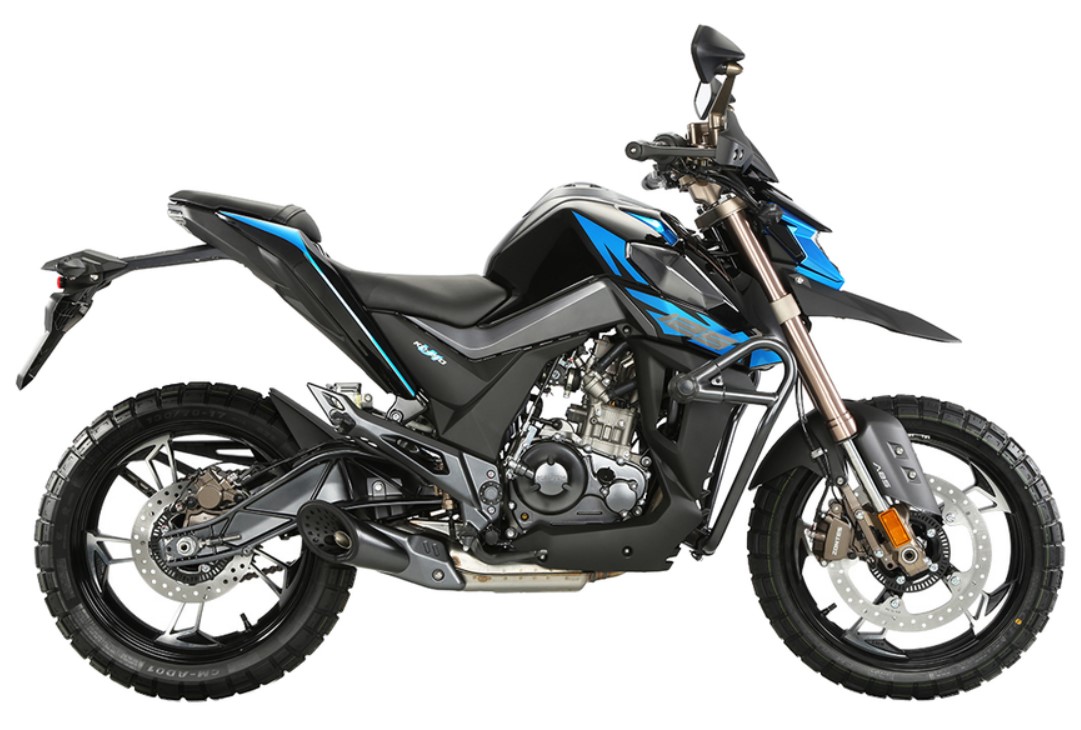 Prodej motocyklů Zontes s objemem od 125 ccm do 600 ccm – moderní design i bezklíčové zapalování