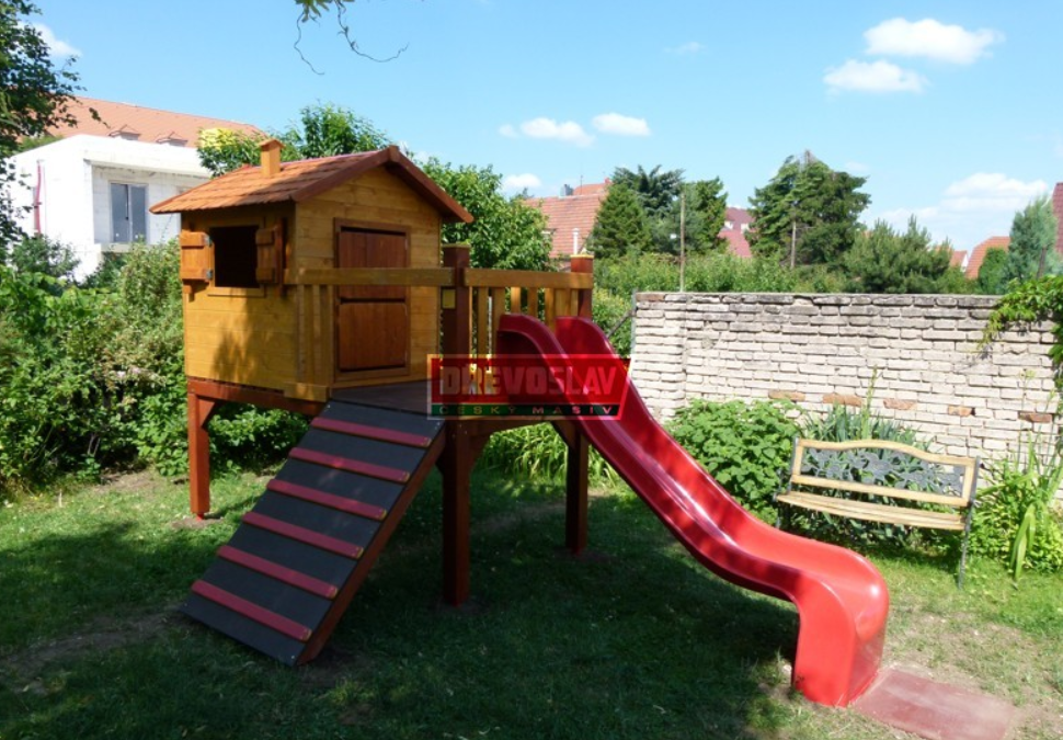 Výroba dětských dřevěných domků a altánů – ve variantách se skluzavkou a šikmým nástupem