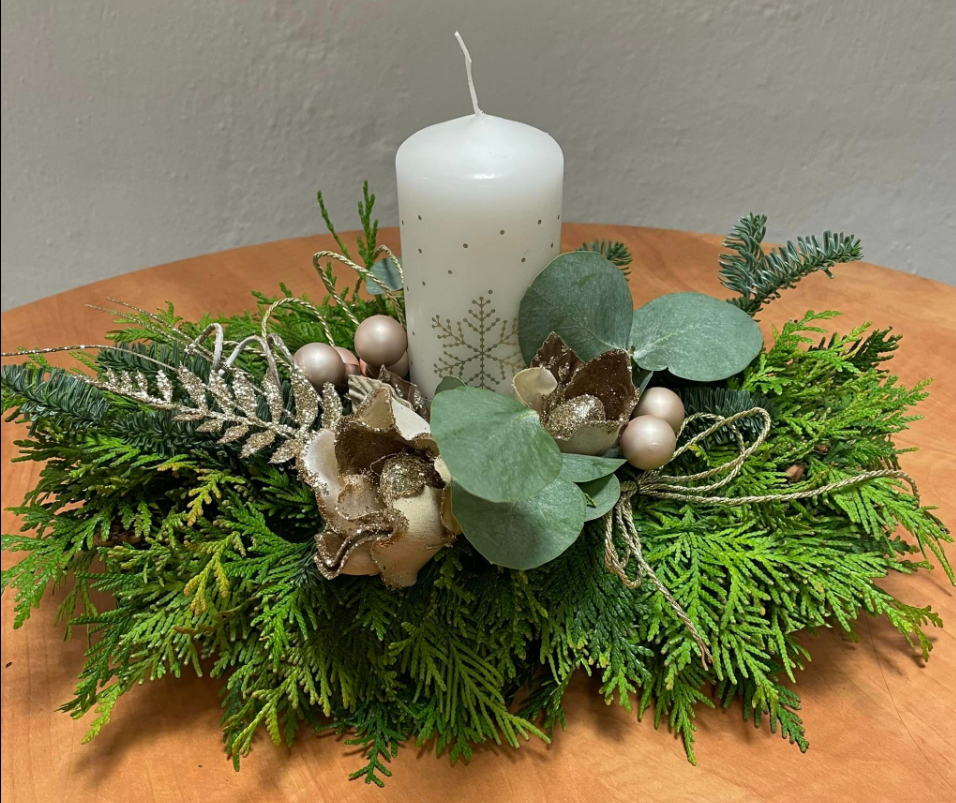 Vánoční květiny, dekorace, věnce a výzdoba Znojmo