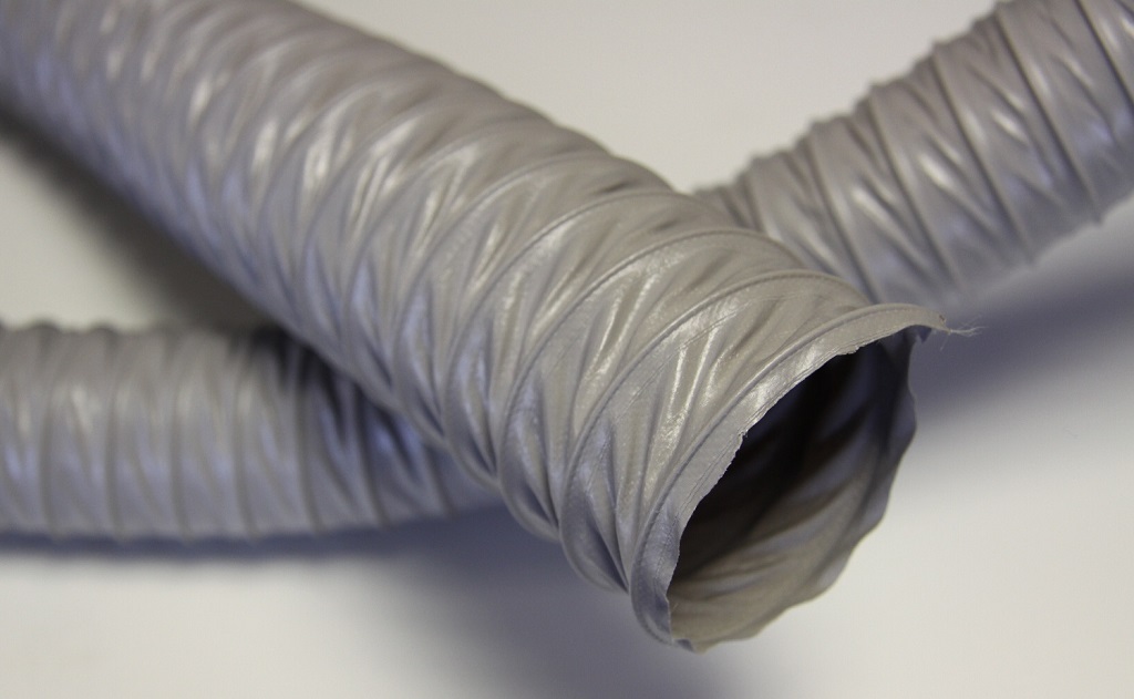 Industrial hoses reinforced with steel wire, with steel copper spiral