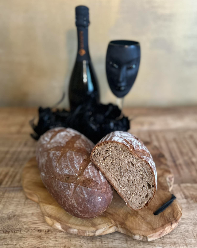 Sedlácký chléb z žitné mouky Moravský Krumlov