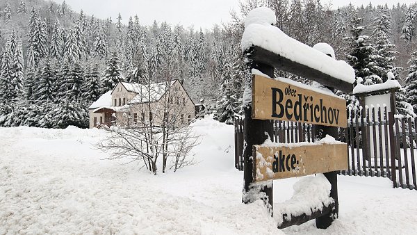 Zimní jarní dovolená z dětmi ubytování jarní prázdniny rodinná dovolená Jizerské hory Ještěd Liberec.