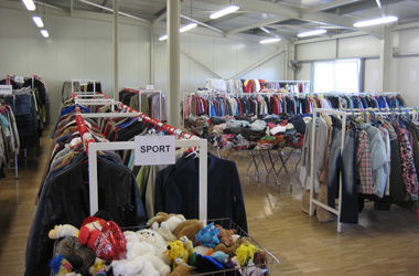 Použité oblečení z dovozu Praha - maloobchodní a velkoobchodní prodej