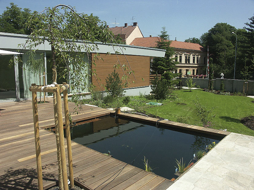 Ekologická koupací a okrasná zahradní jezírka realizace Praha západ