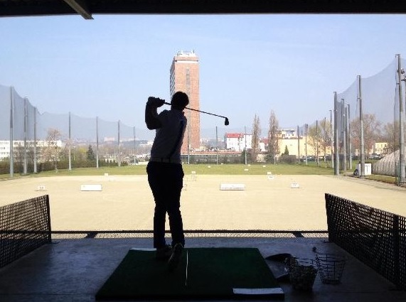 Škola golfu, kurzy golfu pro děti a dospělé, Praha