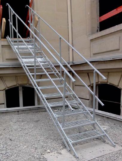Mobilní ocelové schodiště, přenosné schody k lešení SafeStep