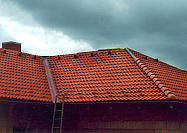 Montáž střešních krytin na novostavbách, oprava střechy Moravské Budějovice
