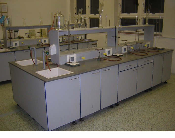 Střední škola průmyslová chemická Brno, přírodovědné lyceum, aplikovaná chemie