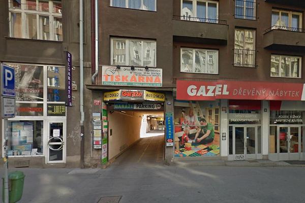 Výměna autoskel na počkání díky expresní montáži přímo v centru Prahy