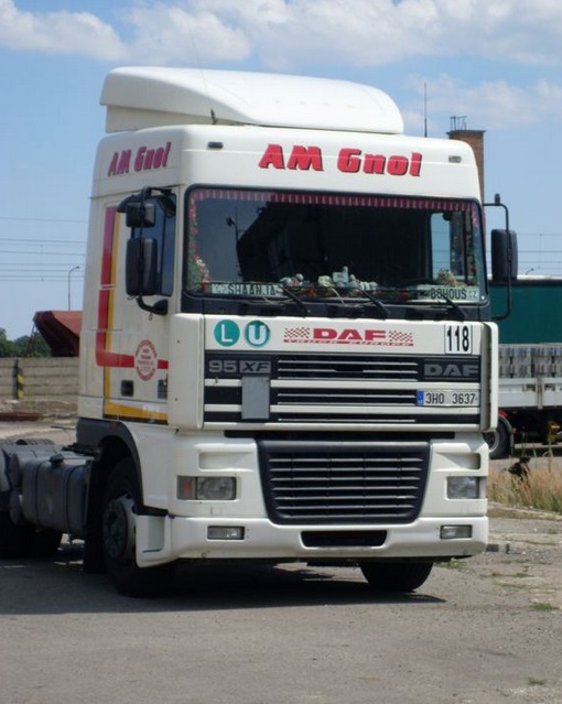 Nabízíme vám vnitrostátní i mezinárodní kamionovou dopravu