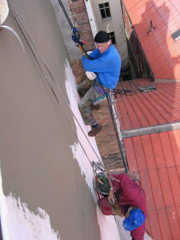 Mytí oken, opravy fasád Plzeň