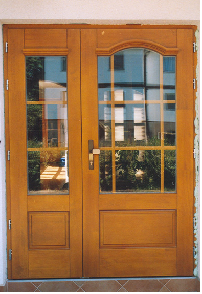 Exteriérové, interiérové dveře Moravský Krumlov, výroba dřevěných dveří na míru
