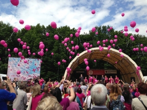 Pochod proti rakovině prsu Ostrava