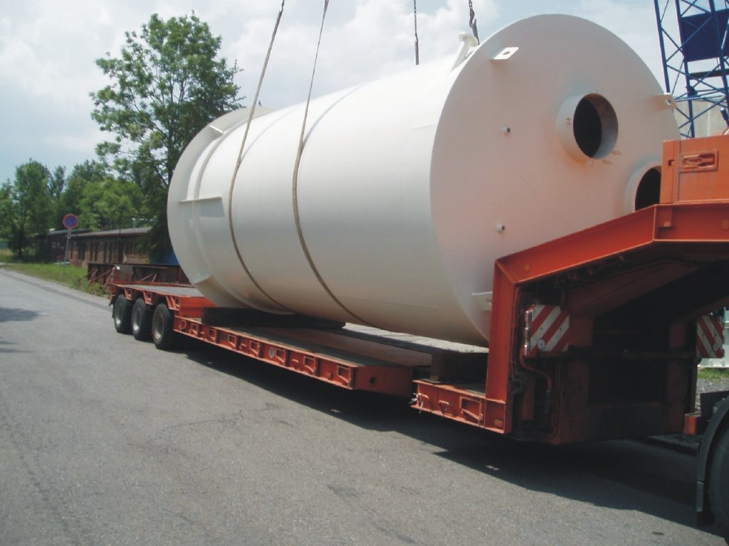 Tanks und Behälter für die Lagerung von Schüttgütern und flüssigen Materialien, die Tschechische Republik