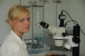 Staatliches Veterinärinstitut führt eine professionelle Diagnostik aus, Prag die Tschechische Republik