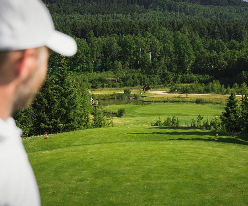 Golfový resort Golf Sokolov nabízí ideální podmínky pro pokročilé i začínající golfisty