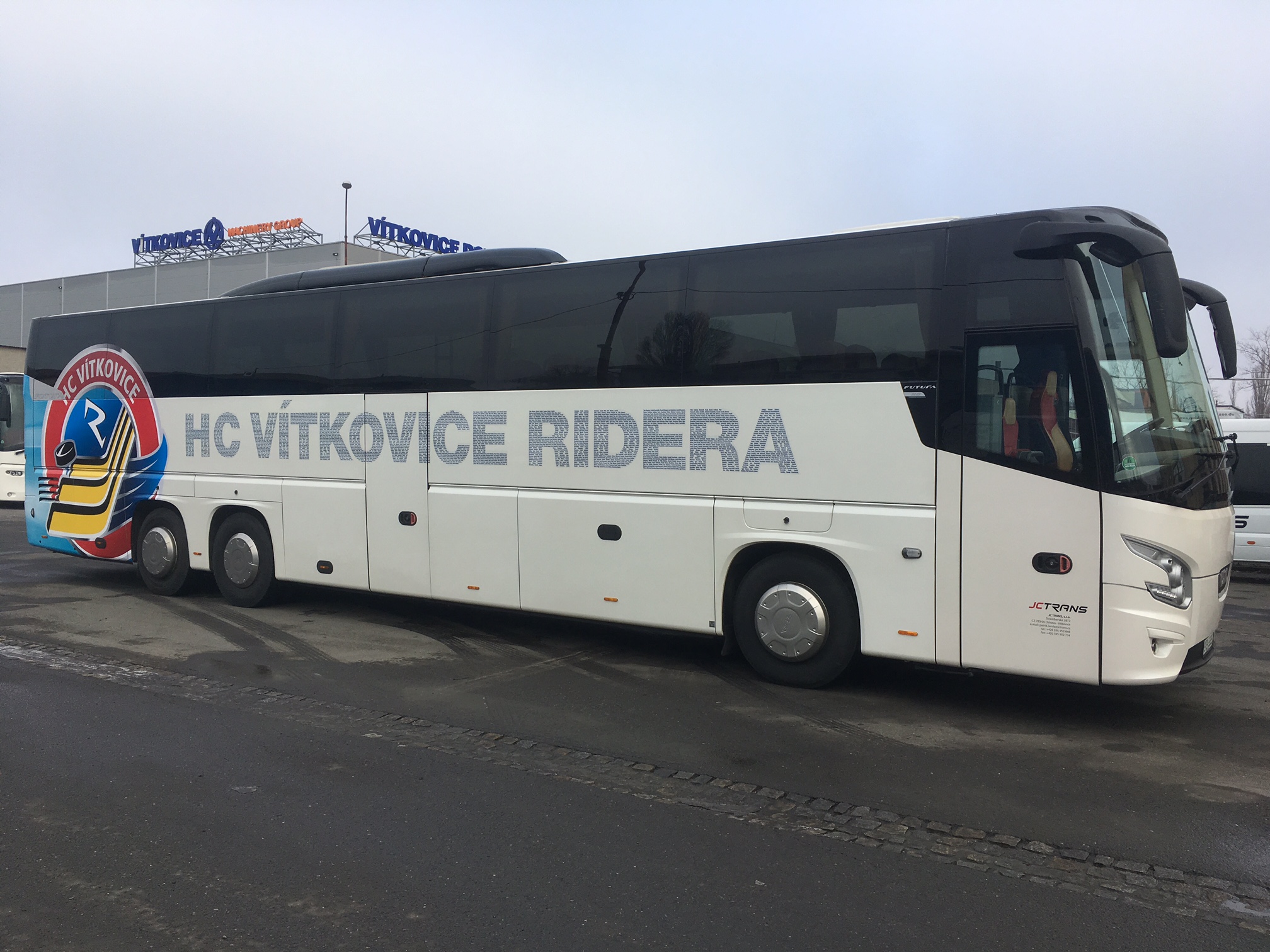 Luxusní autobus na školní výlet, zájezd po České republice i Evropě