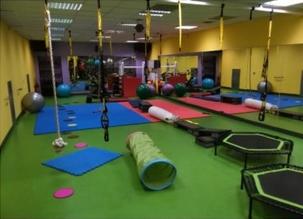 Pohybové přípravky, cvičení pro děti a jejich obratnost - jumping kids