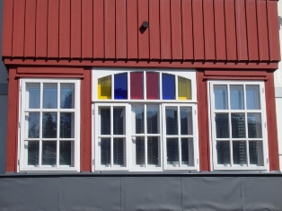 Výroba špaletových oken pro památkově chráněné budovy, repliky, zdobné prvky