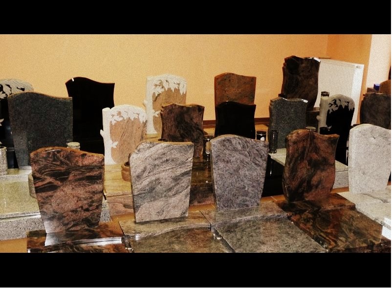 Výroba pomníků, kamenosochařství, kamenické práce Žďár nad Sázavou