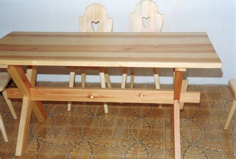 Truhlářská výroba - nábytek i doplňky ze dřeva