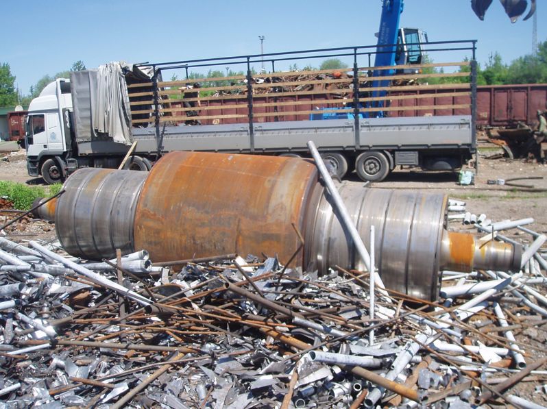 Złom, odpady metalowe, żelazne - podstawienie kontenera bezpłatnie, skup i przerób Czechy