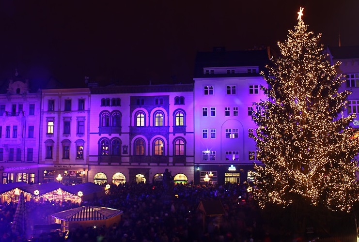 Tradiční vánoční trhy v Olomouci s doprovodným programem - vychutnejte si to pravé kouzlo Vánoc