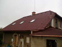 Pokrývačské práce, pokládka střech, opláštění, montáže bezpečnostních prvků