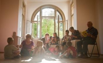 Denní péče o seniory Praha - v krásném prostředí vily se zahradou