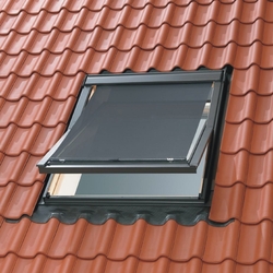 Kvalitní zaměření a montáž střešních oken v půdních prostorech a podkroví