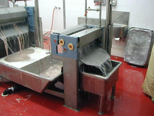 Výroba zařízení na zpracování střev – potravinářské stroje