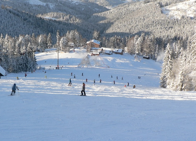 Zájezdy s lyžováním Kohútka, Sněžník, Velká Rača, termální lázně