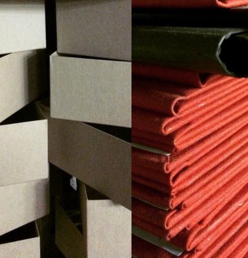 Kartonové desky i desky z PVC výroba na míru