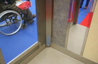 Bezbariérové výtahy a invalidní plošiny pro vozíčkáře a invalidy