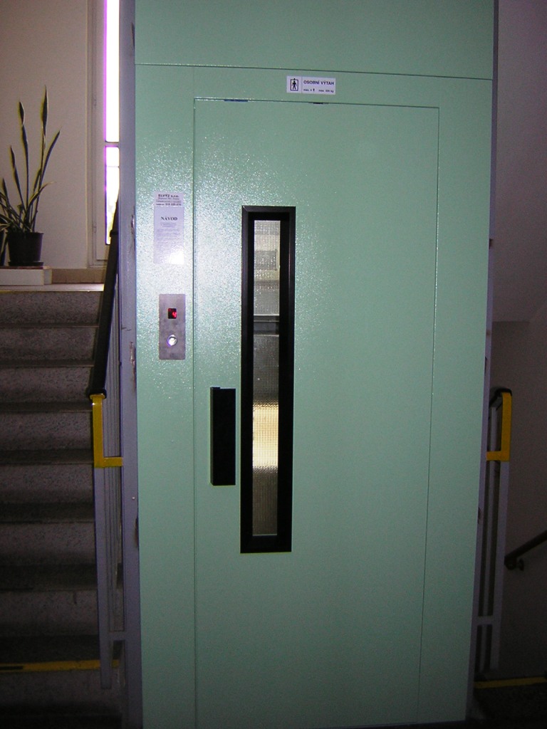Kvalitní servis a opravy výtahů, generální revize zdvihacích zařízení