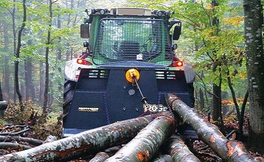 Lesní technika a příslušenství Uniforest - dodávky a servis lesních strojů po celé ČR