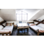 Pobyt za rozumnou cenu pro turisty, pracující na cestách v pokojích s oddělenými postelemi