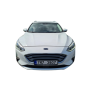 Půjčovna osobních automobilů Ford Focus Combi – možnost pohodné online rezervace přímo z mobilu