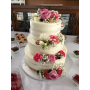 Elegantní potahované dorty a populární svatební naked cake