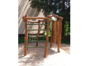 Dřevěné herní prvky na dětská hřiště na cvičení a protahování