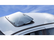 Střešní okna a posuvné střechy na automobily – montáž