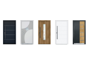 Sortiment doplňků pro vchodové dveře - různé typy klik, madel a rozet