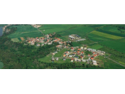 Obec Zlončice, krásná příroda, cyklotrasy a dětská hřiště